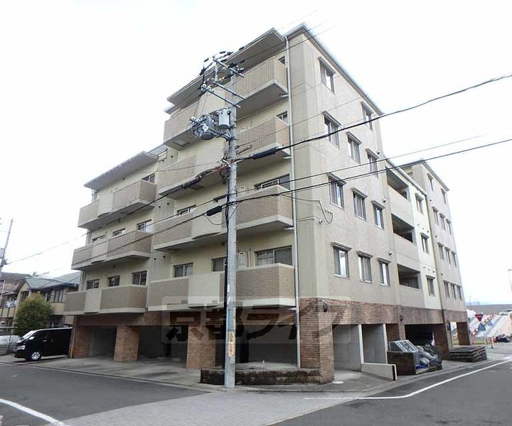 ベルメゾン7番館402の外観