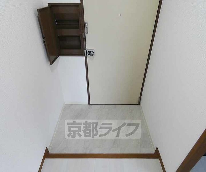 桃山和泉ハイツ608の玄関