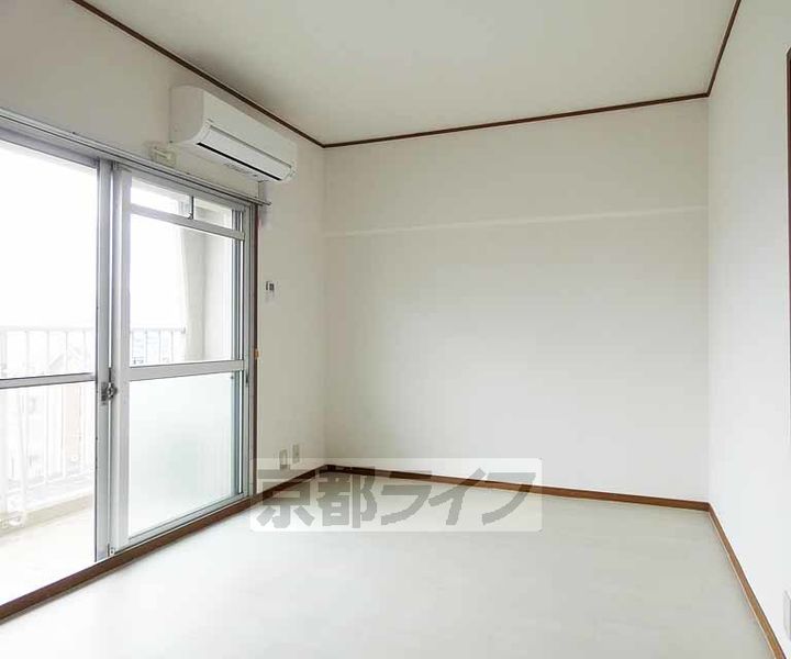 桃山和泉ハイツ608の居間