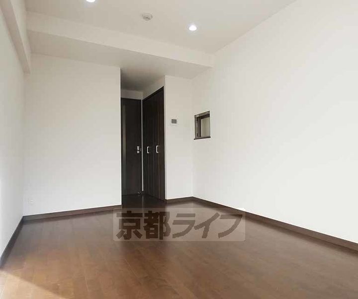 京都府京都市伏見区両替町1丁目の賃貸マンションの居間