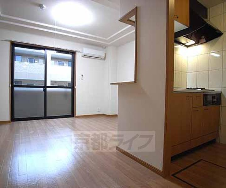 プラントフィールドⅡ206の居間