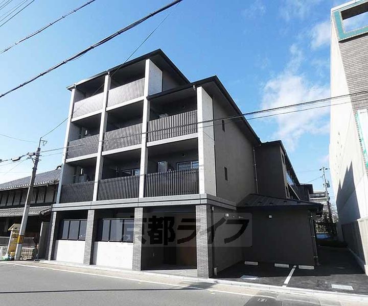 シルス藤森の外観