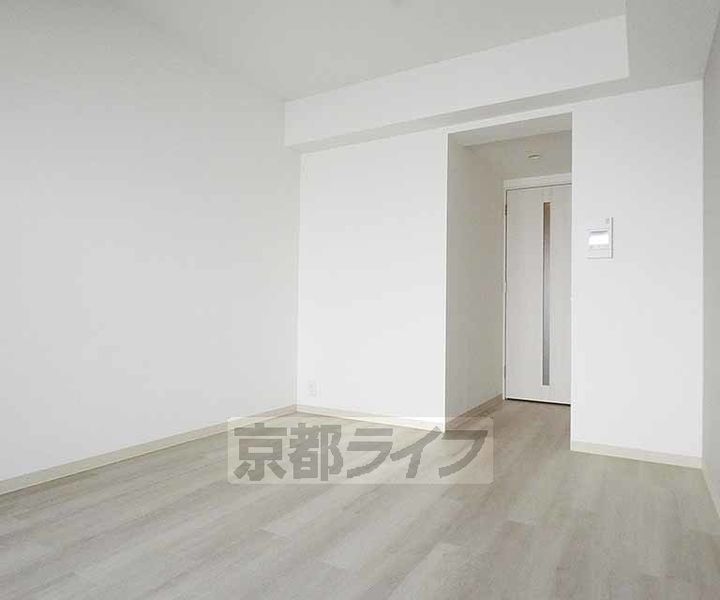 シルス藤森の居間