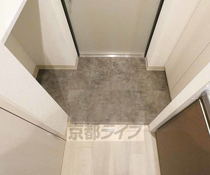 シルス藤森の玄関