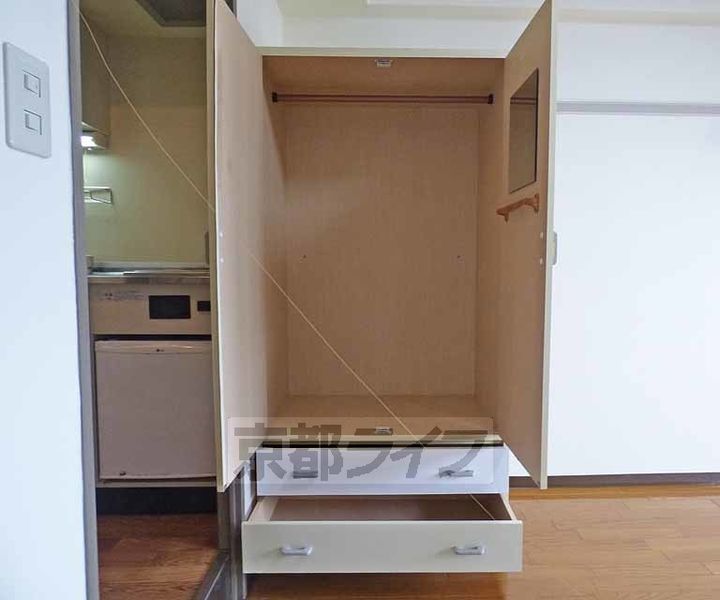 京都府京都市上京区堀川寺之内上ル2丁目下天神町の賃貸マンションの内装
