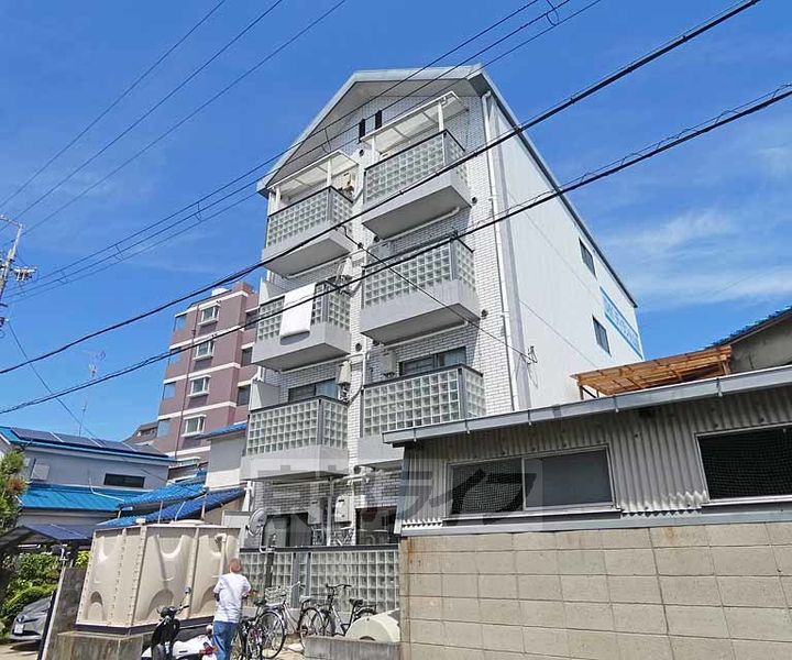 京都府京都市伏見区向島本丸町の賃貸マンションの外観