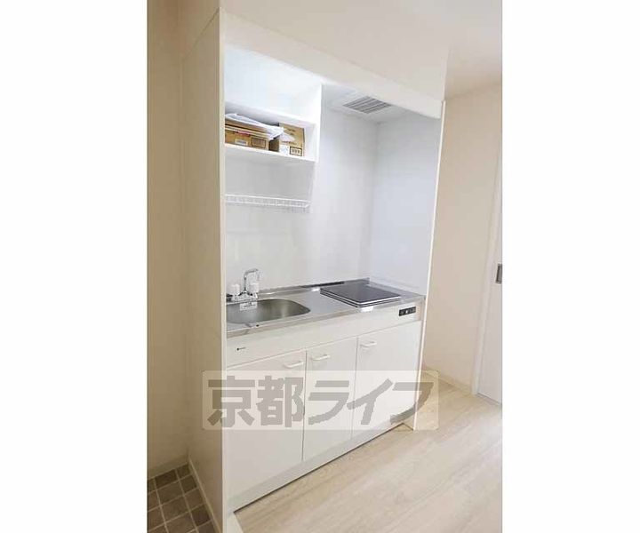 京都府京都市伏見区向島本丸町の賃貸マンションのキッチン