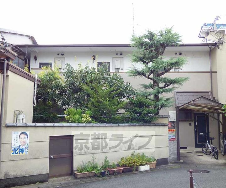京都府京都市右京区嵯峨天龍寺油掛町の賃貸マンションの外観