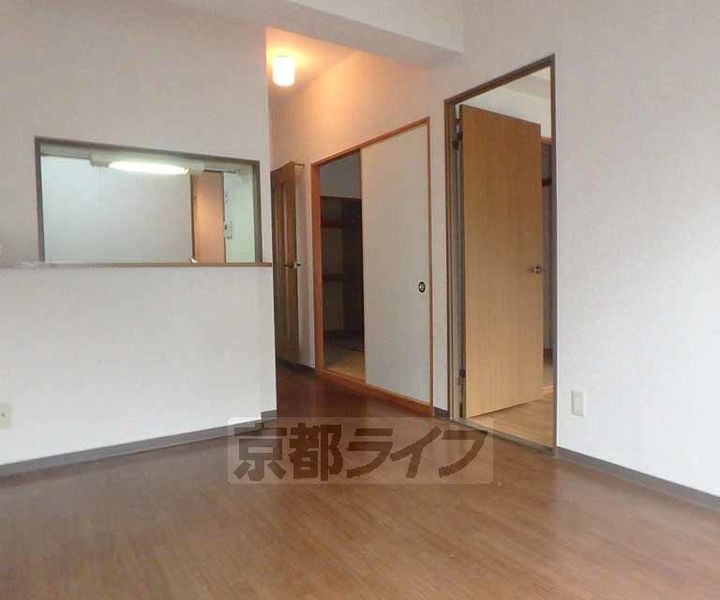ラポート小林の居間