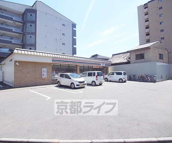 京都府京都市右京区西京極北裏町の賃貸マンションの周辺