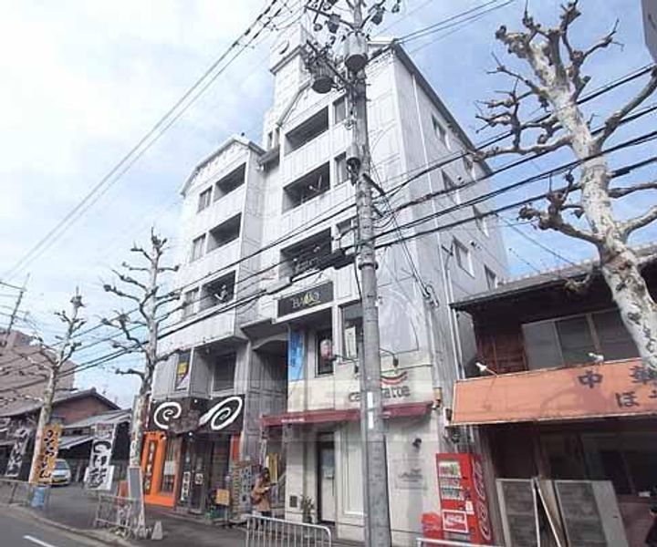 京都府京都市右京区西院乾町の賃貸マンションの外観