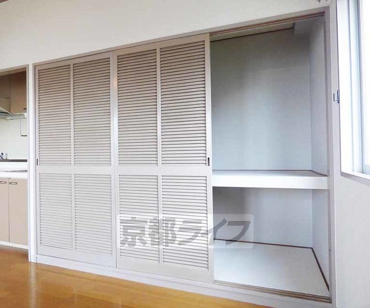 京都府京都市右京区西院乾町の賃貸マンションの内装