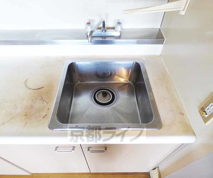 京都府京都市右京区西院乾町の賃貸マンションのキッチン