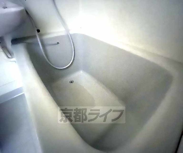 京都府京都市右京区嵯峨天龍寺瀬戸川町の賃貸マンションの風呂