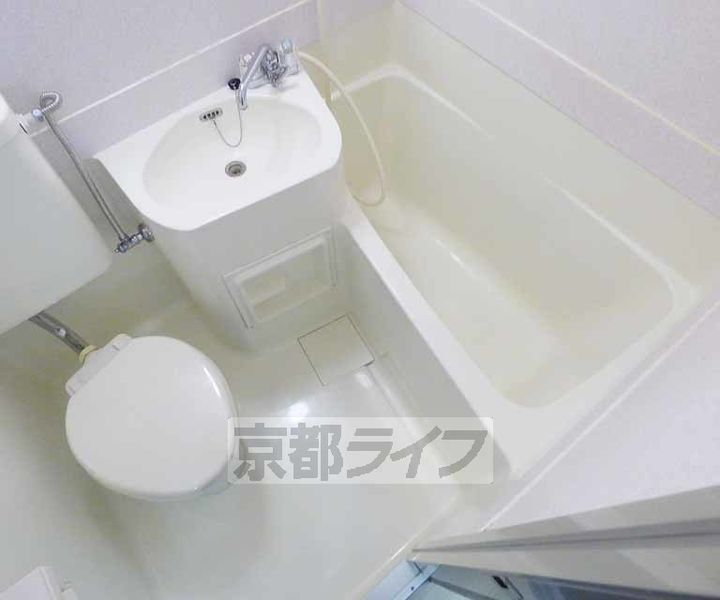 京都府京都市右京区嵯峨朝日町の賃貸マンションの風呂
