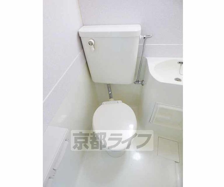 京都府京都市右京区嵯峨朝日町の賃貸マンションの内装