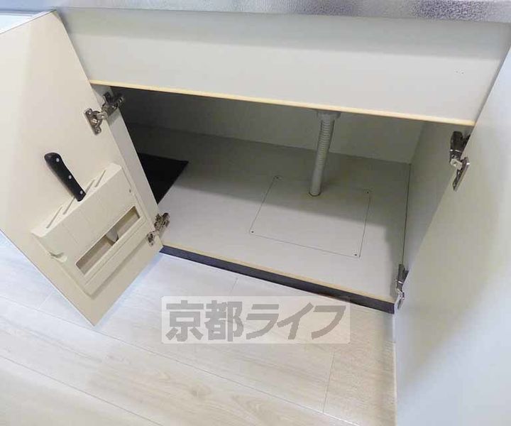京都府京都市右京区嵯峨朝日町の賃貸マンションのキッチン