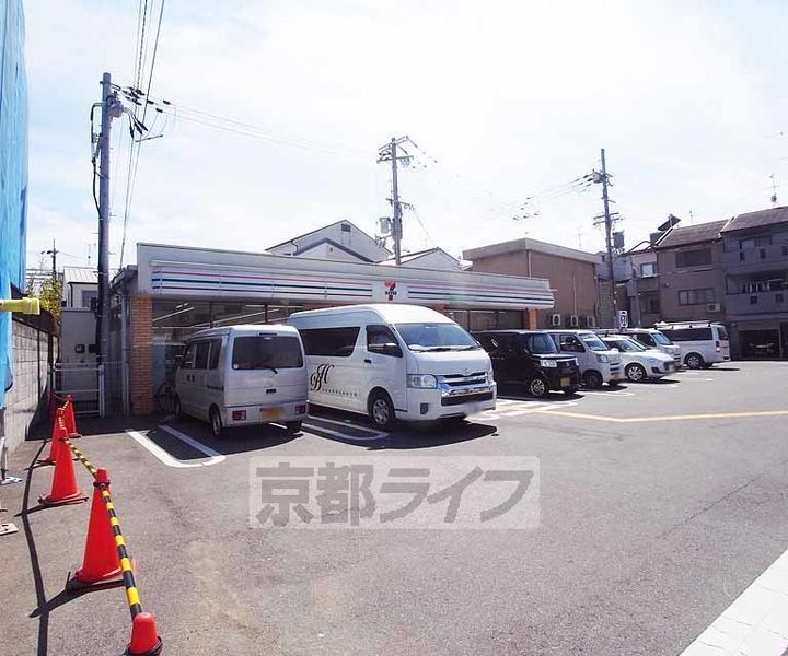 PADMA烏丸御池の周辺