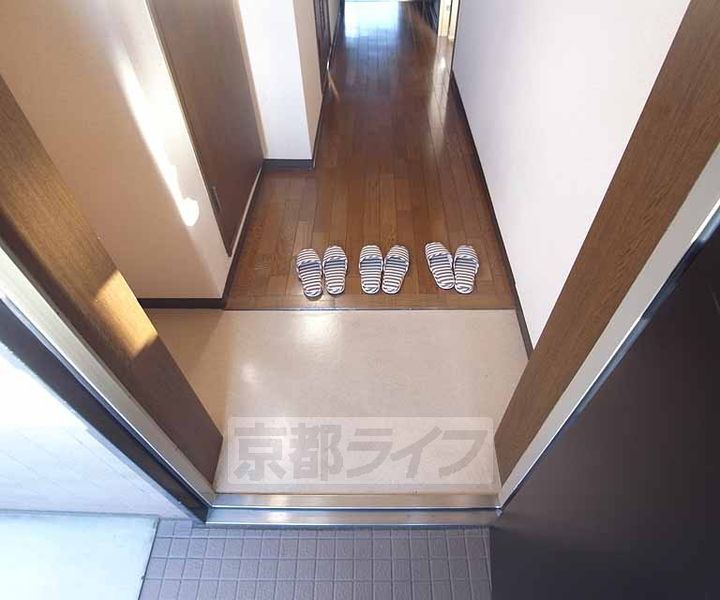 カルモ中村の玄関