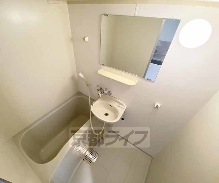 フローラ・ビュー・赤マンマ406の風呂