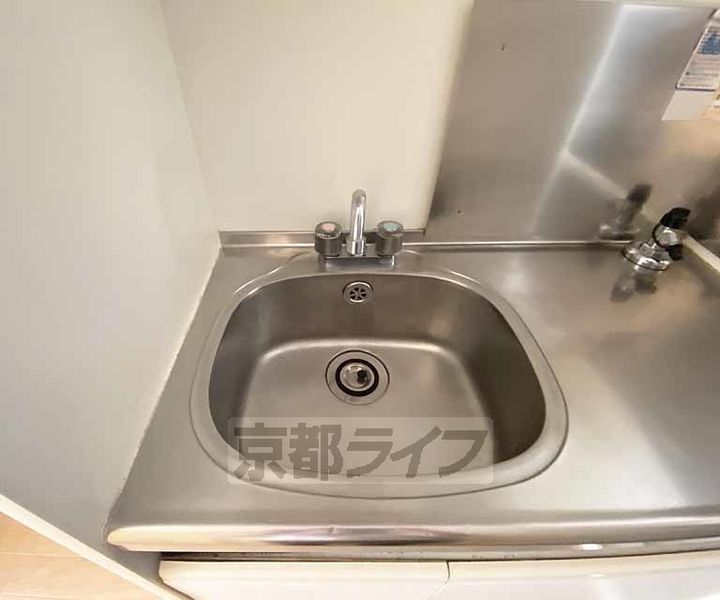 フローラ・ビュー・赤マンマ406のキッチン