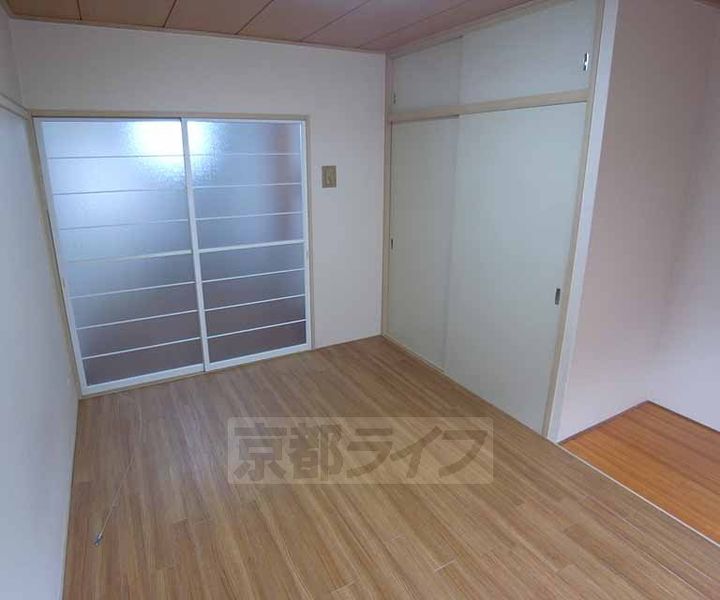 ビラージュ満月の居間