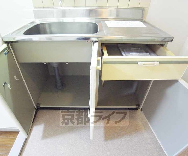 京都府京都市中京区西ノ京左馬寮町の賃貸マンションのキッチン