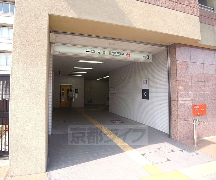 Claris西院A棟の周辺