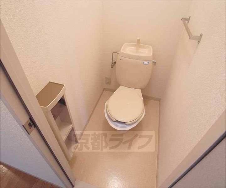 京都府京都市右京区西京極東衣手町の賃貸アパートの内装