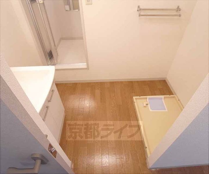京都府京都市右京区西京極東衣手町の賃貸アパートの内装