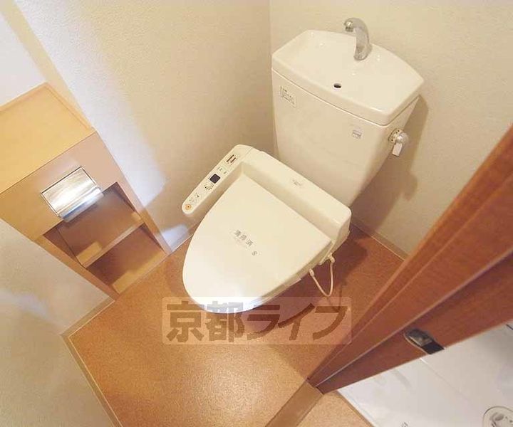 京都府京都市右京区梅津中村町の賃貸マンションの内装