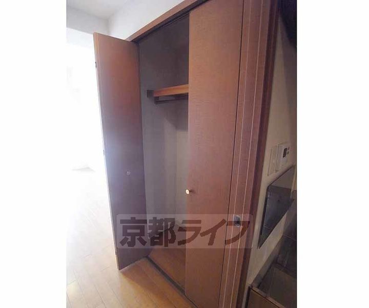 京都府京都市右京区梅津中村町の賃貸マンションの内装
