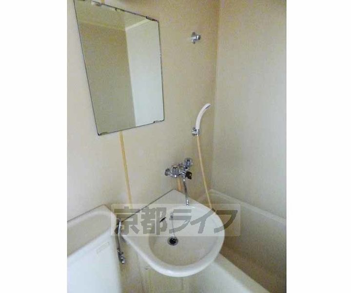 京都府京都市右京区嵯峨大覚寺門前堂ノ前町の賃貸マンションの内装