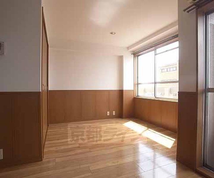 京都友禅文化会館257の居間