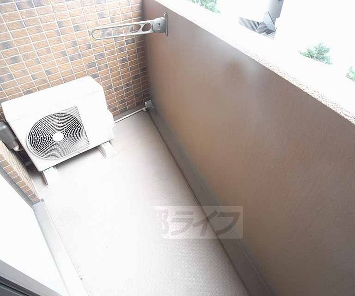 京都府京都市右京区西院東中水町の賃貸マンションの内装