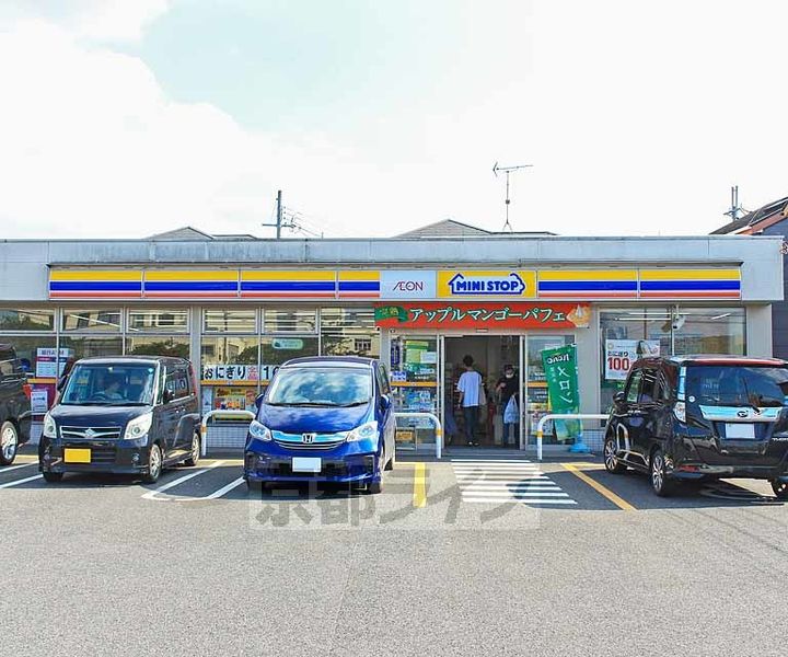 レオパレスプレズント302の周辺