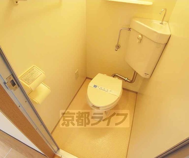京都府京都市右京区太秦朱雀町の賃貸マンションの内装