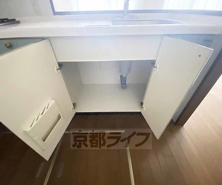 京都府京都市右京区西院寿町の賃貸マンションのキッチン