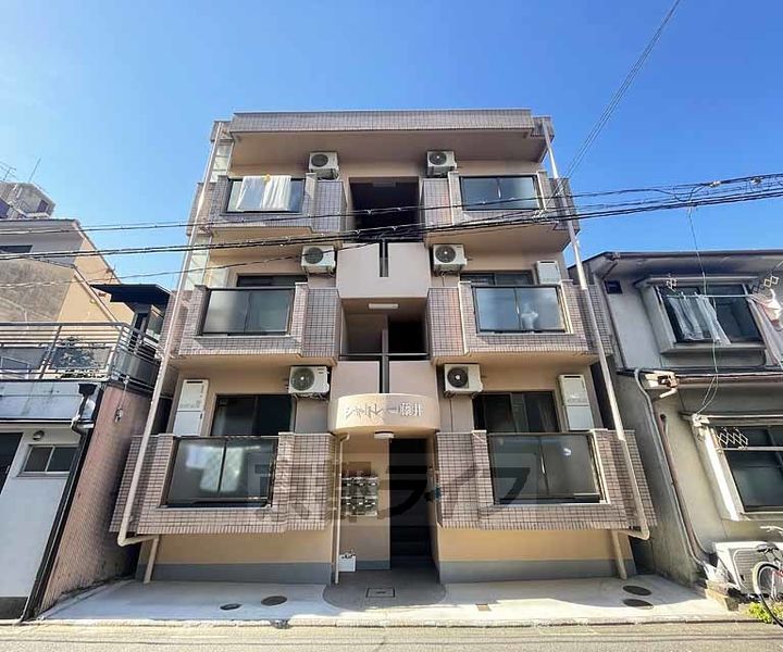 シャトレー藤井302の外観