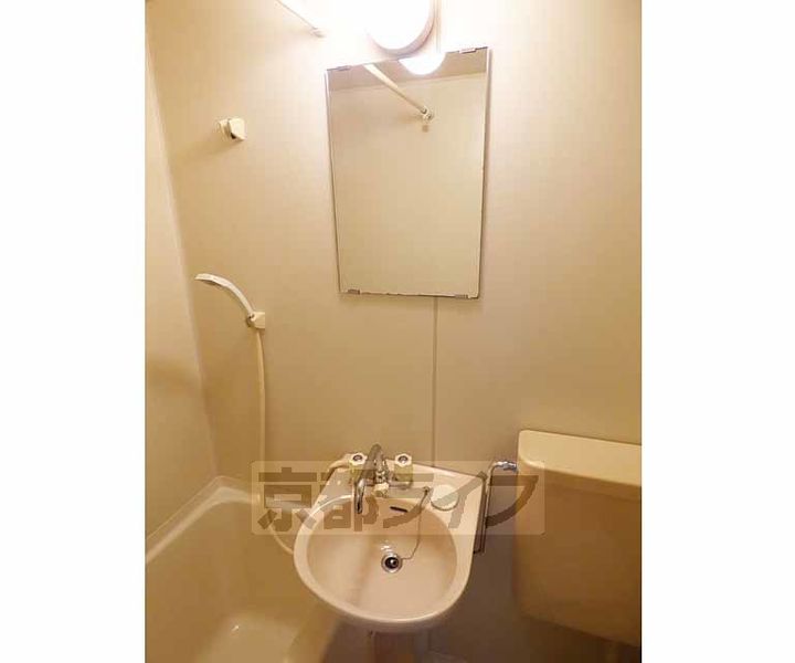 ソレーユー藤井301の風呂