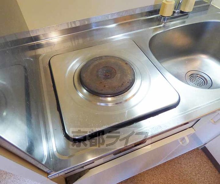 ソレーユー藤井301の玄関