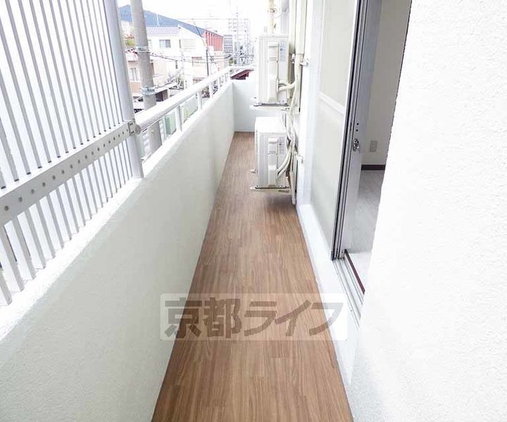 京都府京都市中京区西ノ京樋ノ口町の賃貸マンションの内装