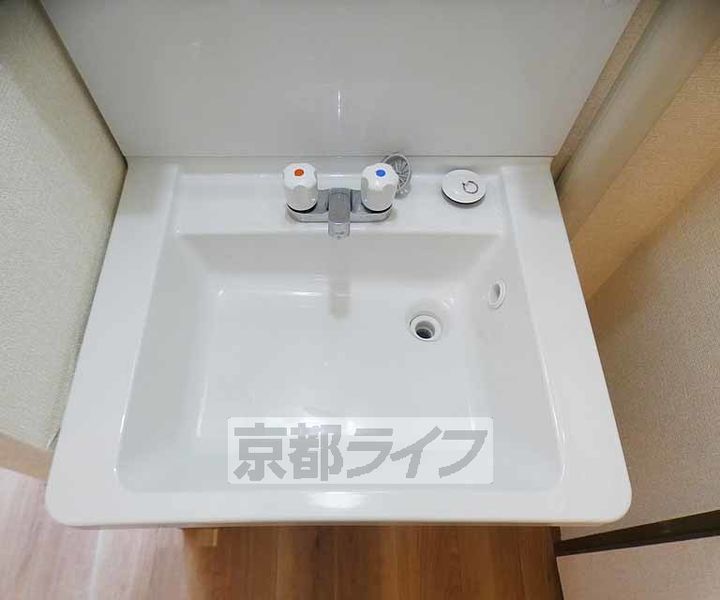 京都府京都市右京区嵯峨大覚寺門前六道町の賃貸アパートの内装