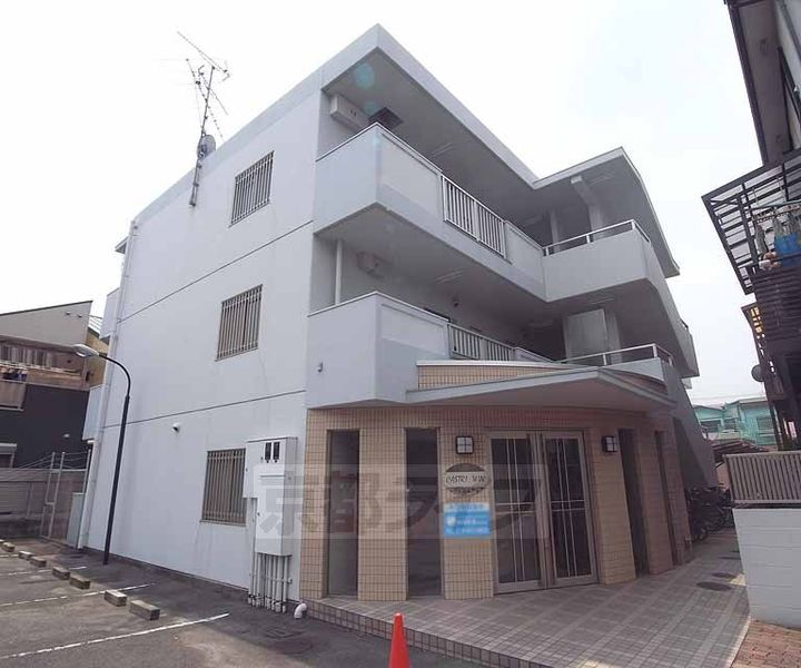 京都府京都市南区吉祥院車道町の賃貸マンションの外観