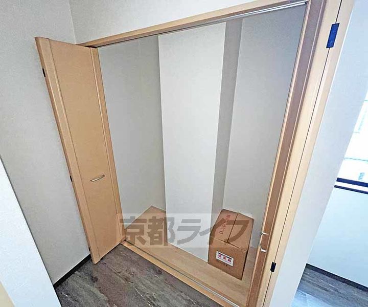 京都府京都市中京区壬生檜町の賃貸マンションの内装
