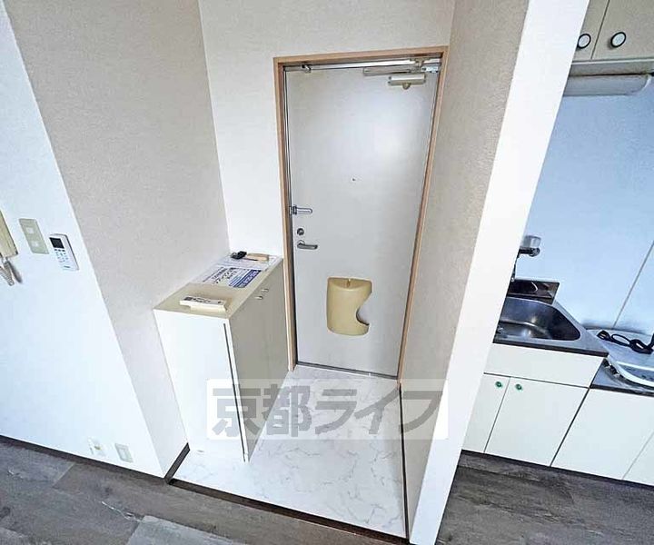 京都府京都市中京区壬生檜町の賃貸マンションの玄関