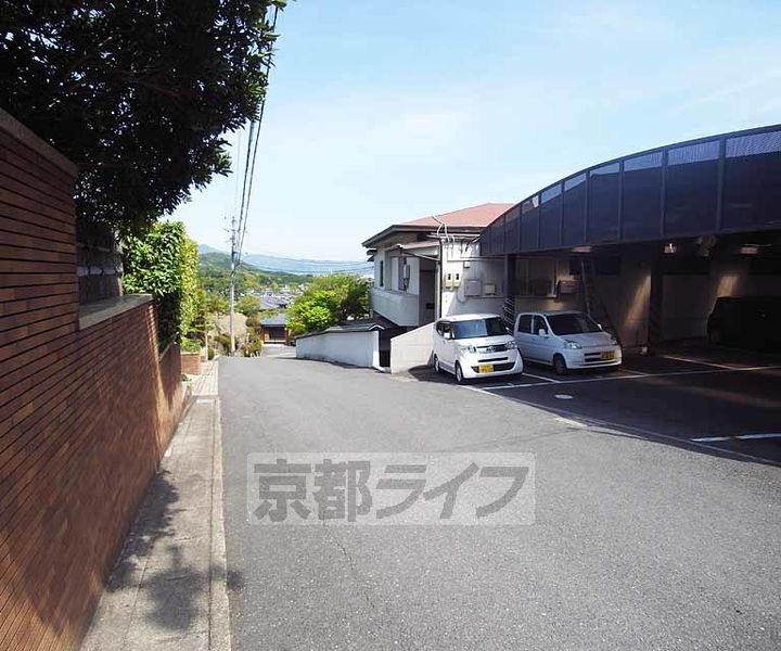 京都府京都市右京区鳴滝音戸山町の賃貸マンションの周辺