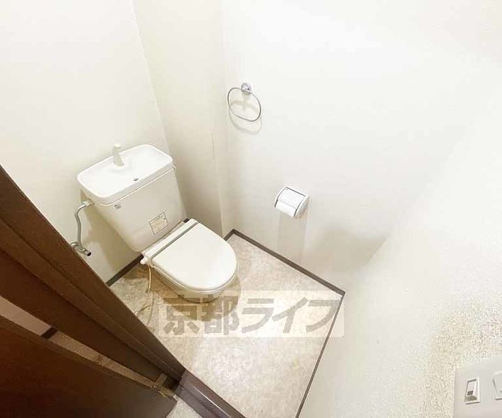 京都府京都市右京区鳴滝音戸山町の賃貸マンションの内装