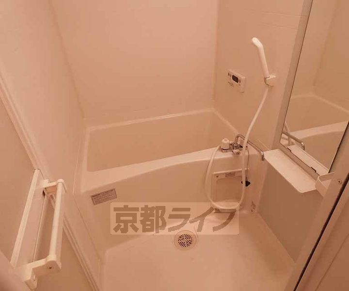 京都府京都市南区上鳥羽馬廻町の賃貸マンションの風呂