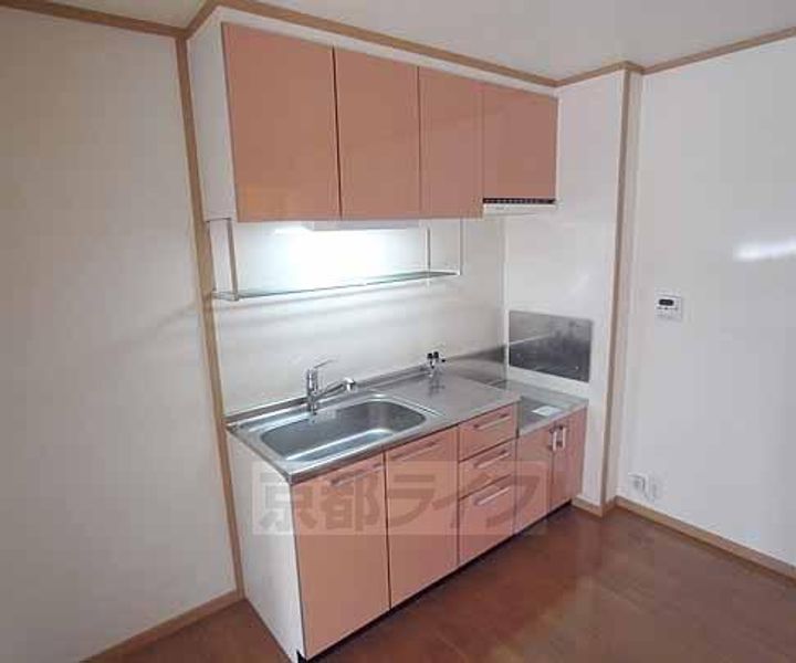 京都府京都市右京区梅ケ畑向ノ地町の賃貸アパートのキッチン